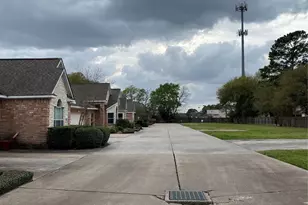 10723 Norchester Village Dr, Houston, TX 77070 - Photo 3