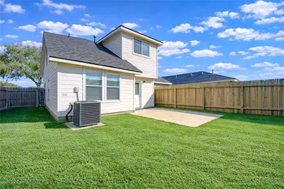 10202 Middleglen Lane, Houston, TX 77034 - Photo 23