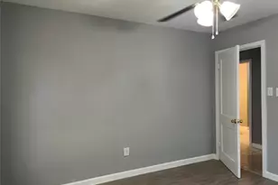 10417 Fairfax St, Houston, TX 77029 - Photo 27