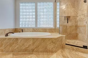 5410 Valerie St, Bellaire, TX 77401 - Photo 13