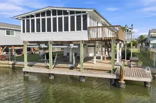 22118 Matagorda Dr, Galveston, TX 77554 - Photo 29
