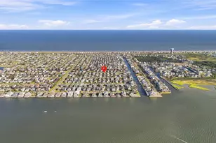 22118 Matagorda Dr, Galveston, TX 77554 - Photo 33