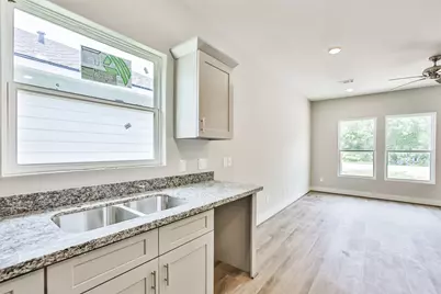 420 Ave B, La Marque, TX 77564 - Photo 7