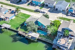 325 Ling St, Bayou Vista, TX 77563 - Photo 35