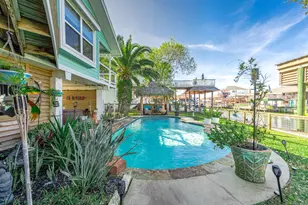 325 Ling St, Bayou Vista, TX 77563 - Photo 21