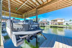 325 Ling St, Bayou Vista, TX 77563 - Photo 27