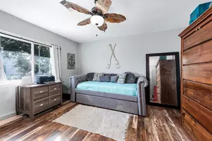 325 Ling St, Bayou Vista, TX 77563 - Photo 19