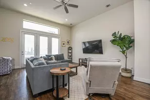 1204 Fowler St, Houston, TX 77007 - Photo 9