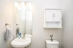 1952 Purswell Rd, Houston, TX 77055 - Photo 9