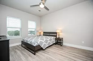 1952 Purswell Rd, Houston, TX 77055 - Photo 29