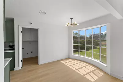 5607 Arncliffe Drive, Houston, TX 77088 - Photo 9