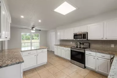 28081 Ivy Oaks Lane, Splendora, TX 77372 - Photo 5