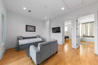 606 Oakley Street, Houston, TX 77006 - Photo 31