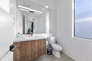 606 Oakley St, Houston, TX 77006 - Photo 11