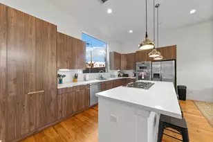 606 Oakley St, Houston, TX 77006 - Photo 15