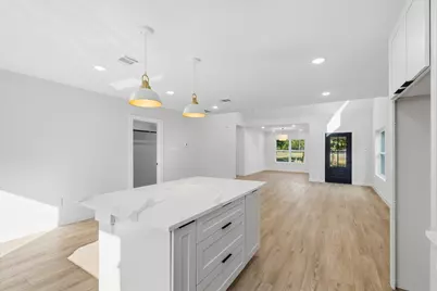 211 N Jenkins Street, Houston, TX 77003 - Photo 11