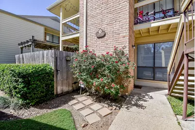 1881 Bering Drive #31, Houston, TX 77057 - Photo 1