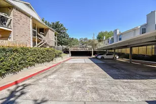 1881 Bering Dr, Houston, TX 77057 - Photo 29