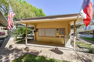 1881 Bering Dr, Houston, TX 77057 - Photo 27