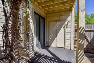 1881 Bering Dr, Houston, TX 77057 - Photo 27
