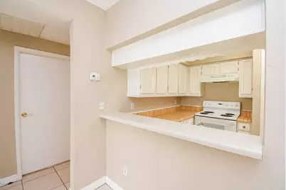 1881 Bering Drive #31, Houston, TX 77057 - Photo 13
