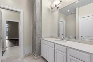 1616 Fountain View Dr, Houston, TX 77057 - Photo 13