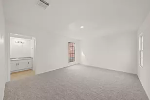 5 Dallas Ct, Angleton, TX 77515 - Photo 11