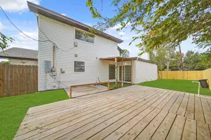 5 Dallas Ct, Angleton, TX 77515 - Photo 15