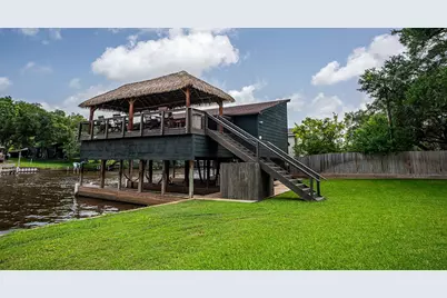 1056 County Road 297 Circle, Sargent, TX 77414 - Photo 37