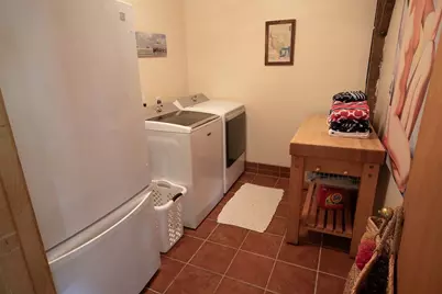 1056 County Road 297 Circle, Sargent, TX 77414 - Photo 31