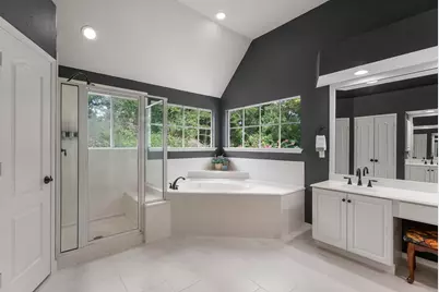 66 Candle Pine Place, The Woodlands, TX 77381 - Photo 33