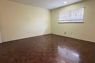 11419 Sharpcrest St, Houston, TX 77072 - Photo 9
