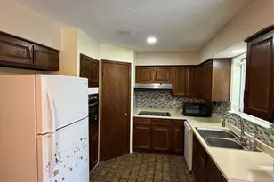 11419 Sharpcrest St, Houston, TX 77072 - Photo 5