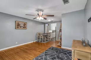 121 5th St, Brazoria, TX 77422 - Photo 5