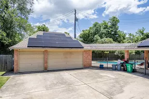 419 Oak Haven St, Baytown, TX 77520 - Photo 5