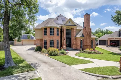 419 Oak Haven Street, Baytown, TX 77520 - Photo 1