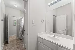 17202 Ledgefield, Cypress, TX 77433 - Photo 13