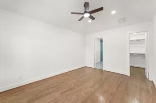 4218 T C Jester Blvd, Houston, TX 77018 - Photo 19