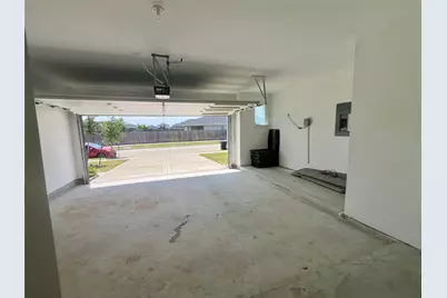 12807 Southborough Lane, Houston, TX 77047 - Photo 19