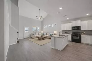 11518 Marci Ln, Willis, TX 77318 - Photo 5