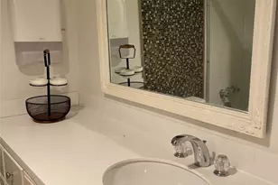 7510 Hornwood Dr, Houston, TX 77036 - Photo 11