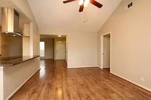 12623 Westella Dr, Houston, TX 77077 - Photo 11