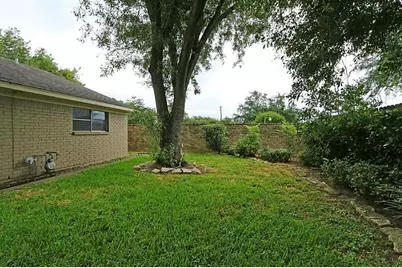 12623 Westella Drive, Houston, TX 77077 - Photo 19