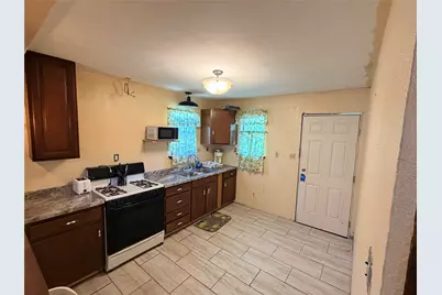 204 Kangaroo, Onalaska, TX 77360 - Photo 3
