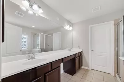 9106 Fuqua Breeze Drive, Houston, TX 77075 - Photo 35