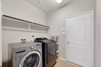 9106 Fuqua Breeze Drive, Houston, TX 77075 - Photo 17