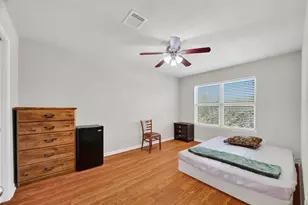 9106 Fuqua Breeze Dr, Houston, TX 77075 - Photo 23