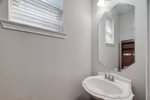 9106 Fuqua Breeze Dr, Houston, TX 77075 - Photo 19