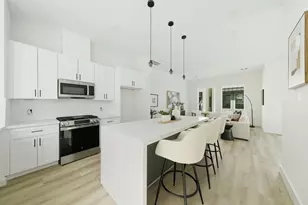 7723B Hammerly Blvd, Houston, TX 77055 - Photo 3