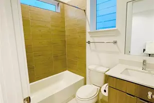 5855 Dolores St, Houston, TX 77057 - Photo 21